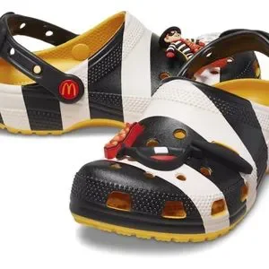 Hamburgular McDonalds Crocs New Men’s size 12 Great Christmas Present ? s_wp_655cf870c5df6c940c41b524.webp main image 3